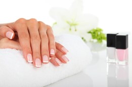 APERFEIÇOAMENTO PARA MANICURE E PEDICURE