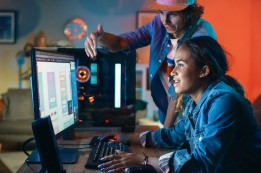 BÁSICO DE LINGUAGEM DE PROGRAMAÇÃO PARA ADOLESCENTES