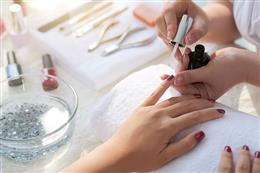 BÁSICO EM MANICURE E PEDICURE