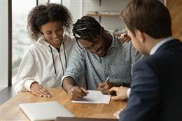 RELACIONAMENTO COM O CLIENTE E O PÓS-VENDA